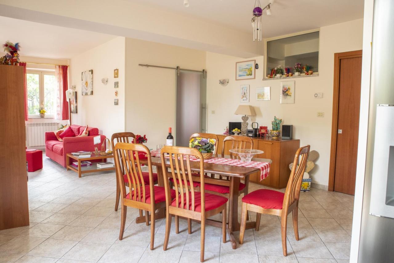 タオルミーナ Casa Limoncelloヴィラ エクステリア 写真